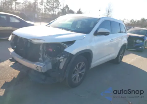 2015 Toyota Highlander Xle V6 из США, поврежденный, VIN 5TDKKRFHXFS111231